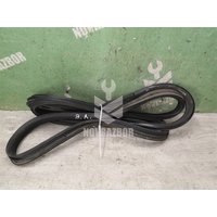 Уплотнитель двери VW Passat B4 94-96