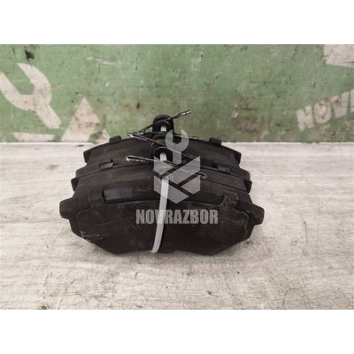 Колодки тормозные передние к-кт VW Passat B4 94-96