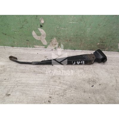 Поводок стеклоочистителя заднего VW Passat B4 94-96 Поводок стеклоочистителя заднего VW Passat B4 94-96