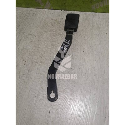 Ответная часть ремня безопасности VW Passat B4 94-96 Ответная часть ремня безопасности VW Passat B4 94-96