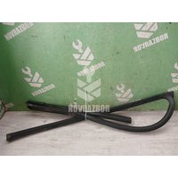 Уплотнитель стекла двери Nissan Primera P11 96-02