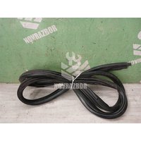 Уплотнитель двери Nissan Primera P11 96-02