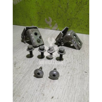 Петля двери Peugeot 301 2013>