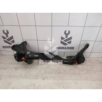 Кронштейн заднего бампера Opel Astra H / Family 2004 >