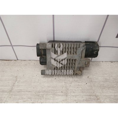 Блок управления вентилятором Ford Focus 2 08-11 Блок управления вентилятором Ford Focus 2 08-11