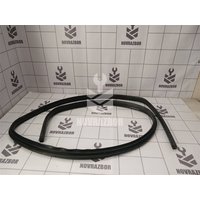 Уплотнитель Ford Focus 2 08-11