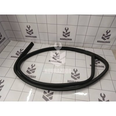 Уплотнитель Ford Focus 2 08-11 Уплотнитель Ford Focus 2 08-11