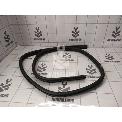 Уплотнитель Ford Focus 2 08-11 Уплотнитель Ford Focus 2 08-11