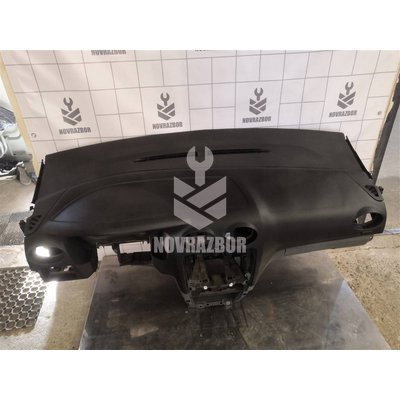 Торпедо Ford Focus 2 08-11