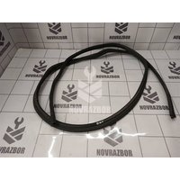 Уплотнитель Renault Logan 2005-2014