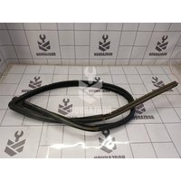 Уплотнитель стекла двери Renault Logan 2005-2014