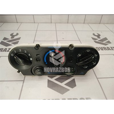 Блок управления печкой Ford Fusion 2002 > Блок управления печкой Ford Fusion 2002 >