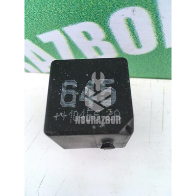 Реле VW Caddy 3 2004-2015 Реле VW Caddy 3 2004-2015