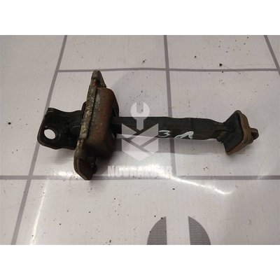 Ограничитель двери Kia RIO 1 2000-2004 Ограничитель двери Kia RIO 1 2000-2004