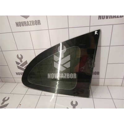 Стекло кузовное глухое правое Kia RIO 1 2000-2004 Стекло кузовное глухое правое Kia RIO 1 2000-2004