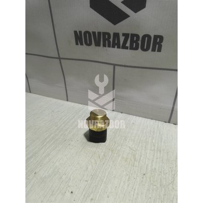 Датчик включения вентилятора VW Golf 3 Vento 91-97