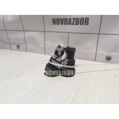 Фланец Ford Fusion 2002 > Фланец Ford Fusion 2002 >