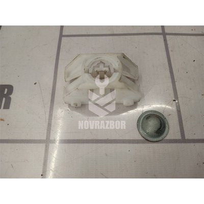 Кронштейн (сопут. товар) Skoda Octavia A5 1Z 04-13 Кронштейн (сопут. товар) Skoda Octavia A5 1Z 04-13