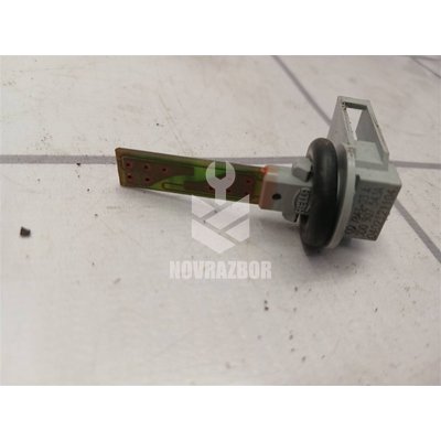 Датчик температуры воздуха Skoda Octavia A5 1Z 04-13 Датчик температуры воздуха Skoda Octavia A5 1Z 04-13