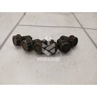 Болт Skoda Octavia A5 1Z 04-13