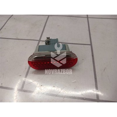 Плафон салонный Skoda Octavia A4 1U 2000-2011 Плафон салонный Skoda Octavia A4 1U 2000-2011