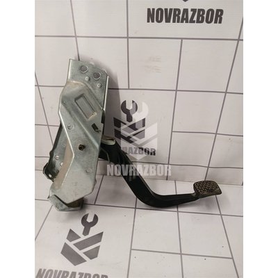 Педаль сцепления Opel Zafira A 99-05 Педаль сцепления Opel Zafira A 99-05