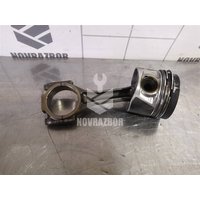 Поршень с шатуном Skoda Octavia A5 1Z   04-13