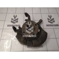 Кулак поворотный передний левый VW Golf 3 Vento 91-97