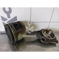 Поршень с шатуном VW Golf 3 Vento 91-97