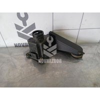 Клапан рециркуляции выхлопных газов VW Golf 3 Vento 91-97