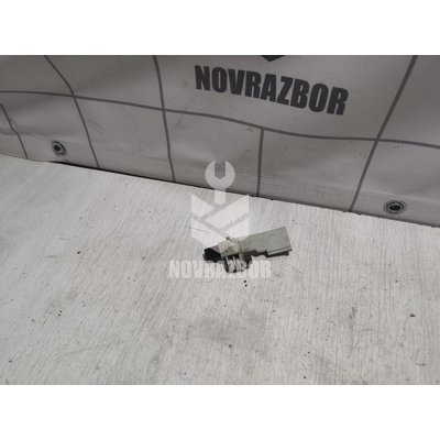Датчик положения коленвала Skoda Octavia A5 1Z 04-13 Датчик положения коленвала Skoda Octavia A5 1Z 04-13