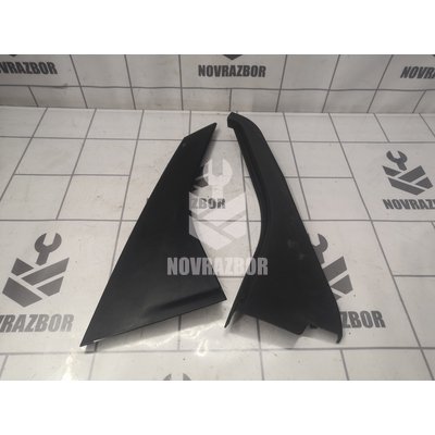 Накладка (кузов внутри) Ford Focus 2 05-08