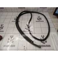 Уплотнитель двери Ford Focus 2 05-08
