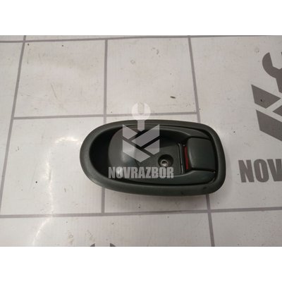 Ручка двери передней внутренняя правая Kia Spectra 2001-2011