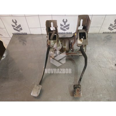 Блок педалей Kia Spectra 2001-2011 Блок педалей Kia Spectra 2001-2011