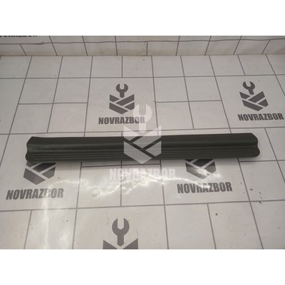 Накладка на порог Kia Spectra 2001-2011 Накладка на порог Kia Spectra 2001-2011