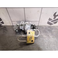 Петля двери задней верхняя VW Passat B5 96-00