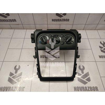Блок управления печкой Suzuki SX4 2006-2013 Блок управления печкой Suzuki SX4 2006-2013