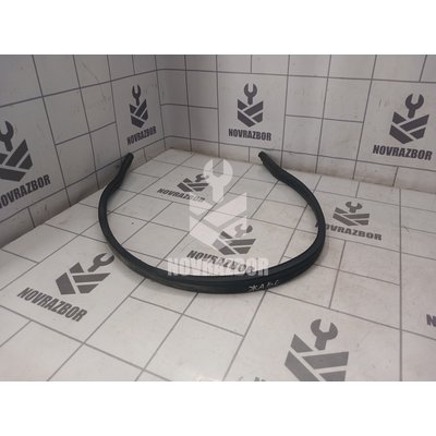 Уплотнитель капота VW Passat B3 1988-1993 Уплотнитель капота VW Passat B3 1988-1993