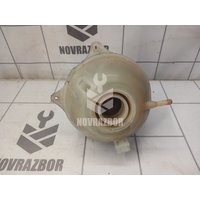 Бачок расширительный VW Passat  B3  1988-1993