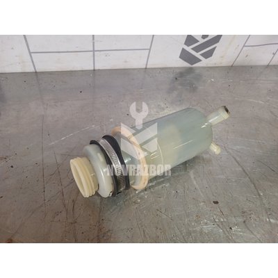 Бачок гидроусилителя VW Passat B3 1988-1993 Бачок гидроусилителя VW Passat B3 1988-1993