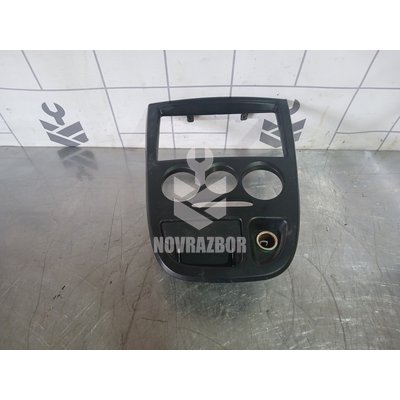 Рамка магнитолы Kia RIO 1 2000-2004 Рамка магнитолы Kia RIO 1 2000-2004