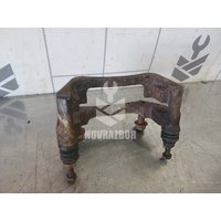 Скоба суппорта переднего Volvo 440 1992-1994