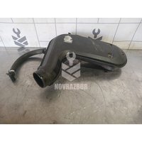 Воздухозаборник (внутри) Volvo 440 1992-1994