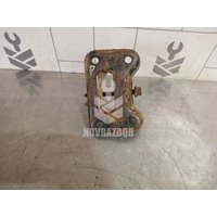 Кронштейн задней балки Peugeot 307 2001-2008