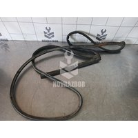 Уплотнитель двери Mazda Mazda 3  BK  02-09
