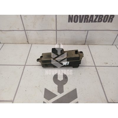 Кнопка стеклоподъемника Mazda Mazda 3  BK  02-09