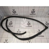 Уплотнитель двери Mazda Mazda 3  BK  02-09
