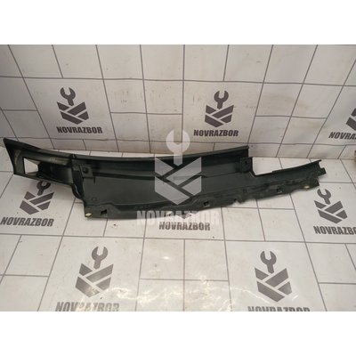 Решетка стеклоочистителя Mazda Mazda 3  BK  02-09