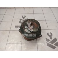 Опора двигателя правая VW Golf 3 Vento 91-97